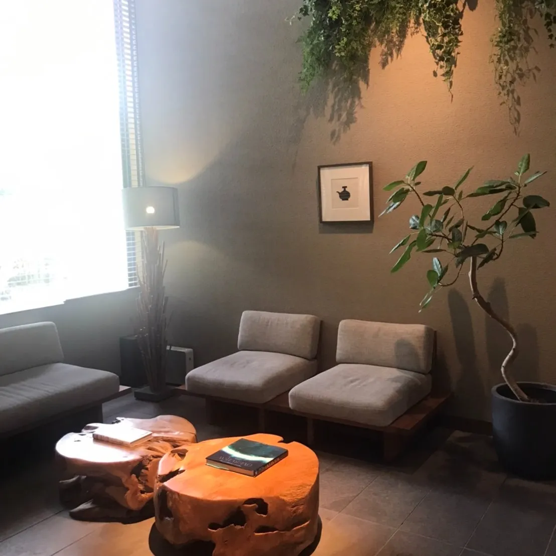 先日、行って来たとあるリゾートホテルのエステルームとそのエン...